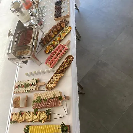 Blue Water فندق 4*